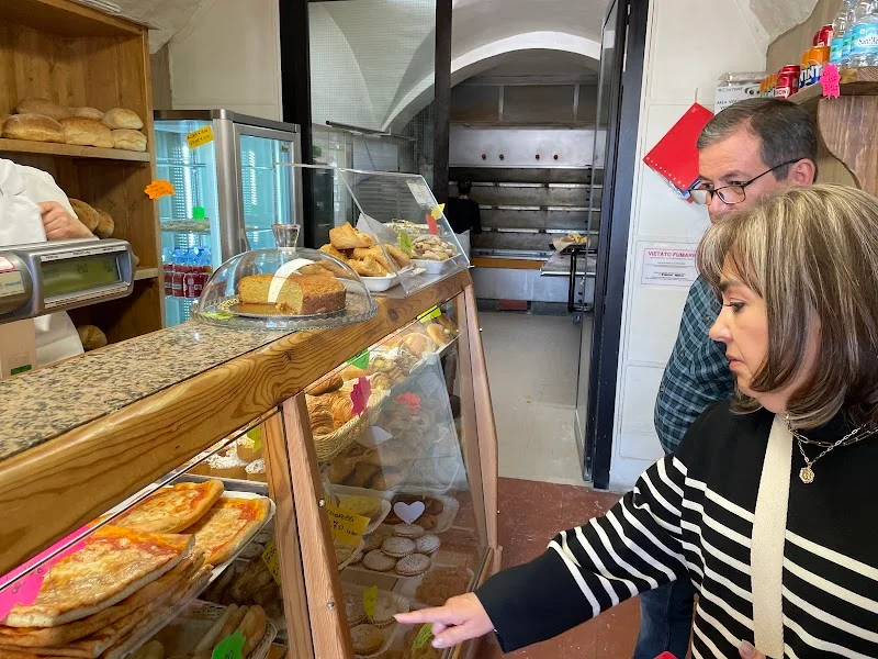 LA BOTTEGA DEL PANE - Restaurant near Borgo Castelvecchi